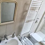 Laura's Отель типа 
