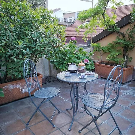 Laura's 4* Milano